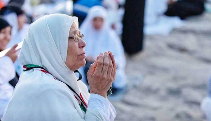 سرکاری حج اسکیم؛ پاکستان سے رواں برس 50,114 خواتین فریضہ حج ادا کریں گی
