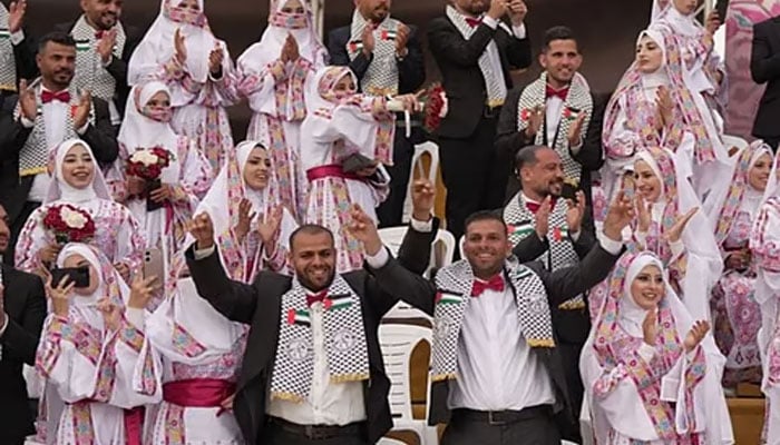 غزہ میں 300 فلسطینی جوڑوں کی اجتماعی شادی کی تقریب