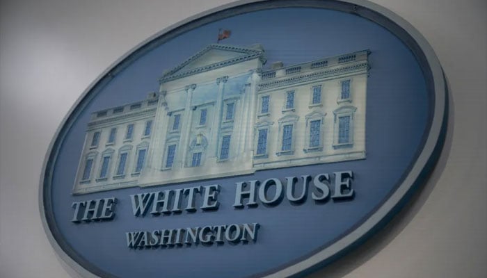 ٹرمپ کی وائٹ ہاؤس صحافیوں کے عشائیہ میں پہلی شرکت، ماحول کشیدہ ہونے کا امکان