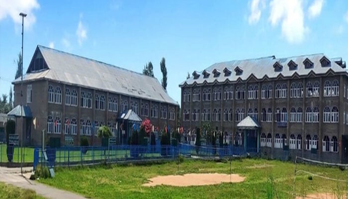 مقبوضہ کشمیر، معروف دینی درسگاہ جامعہ سراج العلوم غیر قانونی قرار، شدید ردعمل