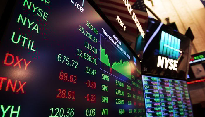 عالمی مالیاتی منڈیاں شدید دباؤ کا شکار، فروخت کی لہر