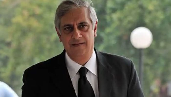 ایوان صدر کے لیگل کنسلٹنٹ عرفان قادر کی کنٹریکٹ تقرری میں 3 سال کی توسیع