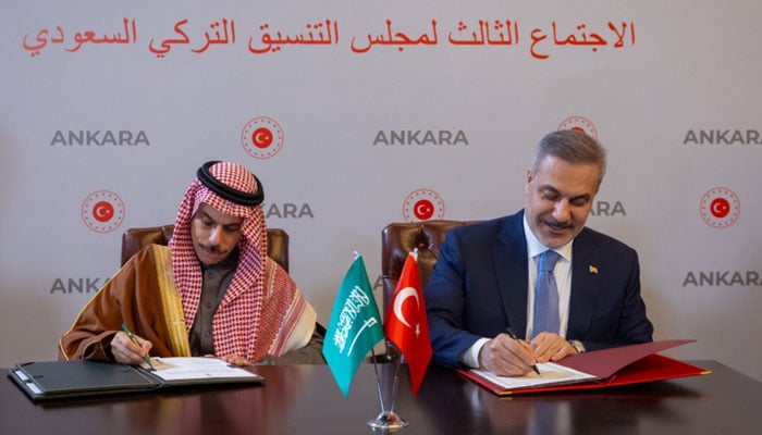 سعودی اور ترکیہ کے وزرائے خارجہ کی ملاقات، دونوں ملکوں کے درمیان معاہدے پر دستخط