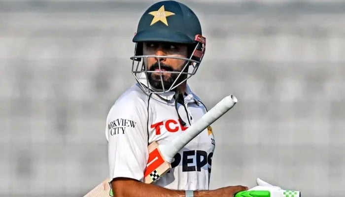 عبداللّٰہ کے عمدہ ٹیسٹ ڈیبیو کے بعد بابر بھی میدان میں اتر گئے