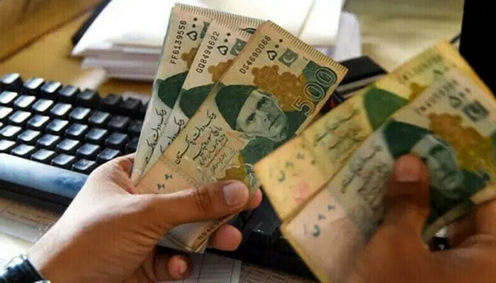 ملکی معیشت کیلئے اہم خبر؛ پاکستان کا بجٹ سرپلس سے دوبارہ خسارے میں چلا گیا