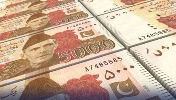 سارے ریکارڈ ٹوٹ گئے، پاکستان پر قرضے 97307  ارب روپے پر پہنچ گئے