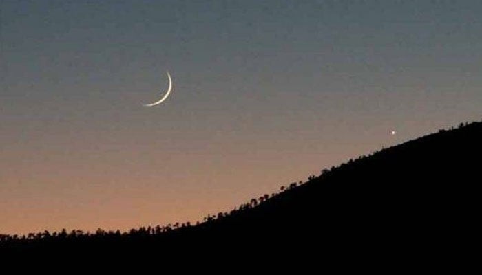 ذوالحجہ کا چاند نظر آگیا، پاکستان اور سعودیہ میں ایک ہی دن عید ہوگی