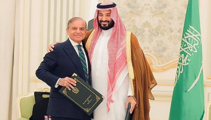 پاکستان کی سعودی عرب میں 8 ہزار فوجی اور جنگی طیاروں کی تعیناتی، برطانوی میڈیا