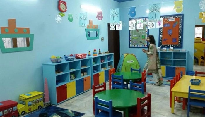غیر رجسٹرڈ نجی اسکولوں کے خلاف کارروائی کا انتباہ