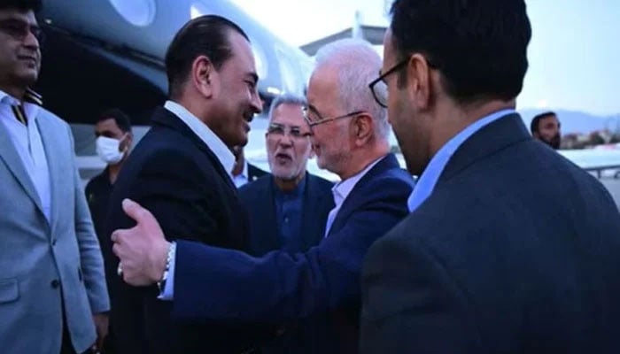 فیلڈ مارشل اور قطری وفد تہران میں، آرمی چیف اعلیٰ ایرانی شخصیات سے ملاقات کریں گے، دورہ ثالثی کا حصہ ہے، ISPR