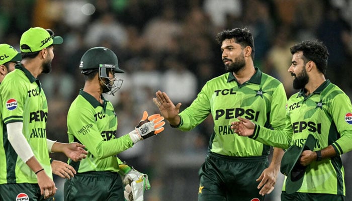 تیسرا ون ڈے پاکستان کے نام سیریز بھی 2-1 سے جیت لی