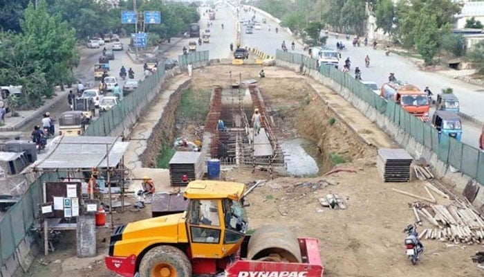 وفاقی بجٹ، کراچی کے مختلف جاری اور نئے منصوبوں کے لیے فنڈز رکھنے کا فیصلہ