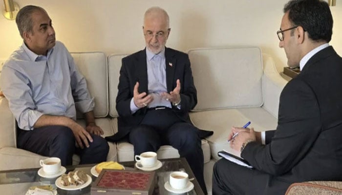 پاک ایران تجارتی حجم 10 ارب ڈالر تک لے جانے کا عزم