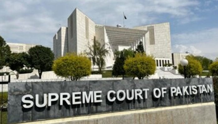 تقسیم جائیداد / ملکیت تنازعات کرایہ داروں کی بے دخلی سے بچنے کا جواز نہیں، سپریم کورٹ