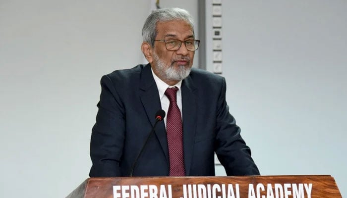 مقبول باقر بیان ریکارڈ کرانے کیلئے طلب