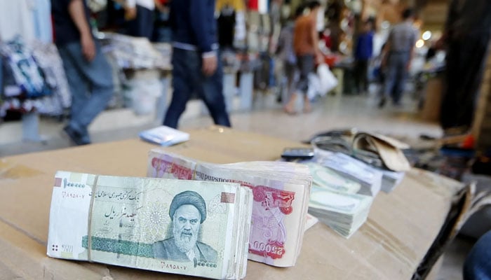 مستقل جنگ بندی معاہدہ، 4 دن میں 2 کھرب ایرانی ریال کی خریداری