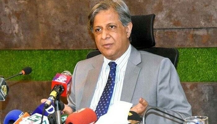 فوج اور عدلیہ کے ججوں کیخلاف کسی کو بات نہ کرنے دیں، وزیر قانون