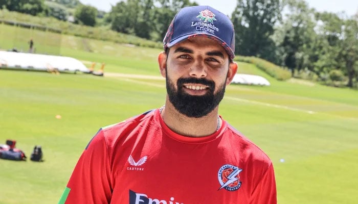 شاداب کا کاؤنٹی لنکا شائر سے معاہدہ