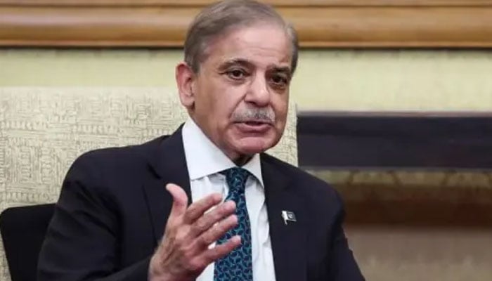 FBR، کرپٹ عناصر کی جگہ نہیں، ٹیکس نیٹ میں توسیع، شفافیت، ادارے میں اصلاحات اولین ترجیحات، وزیراعظم