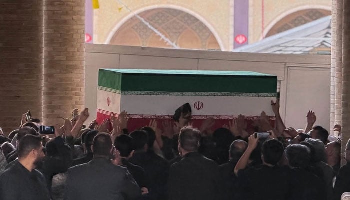مشرقِ وسطیٰ کے تاریخ ساز جنازے جن میں عوام کا جمِ غفیر امڈ آیا