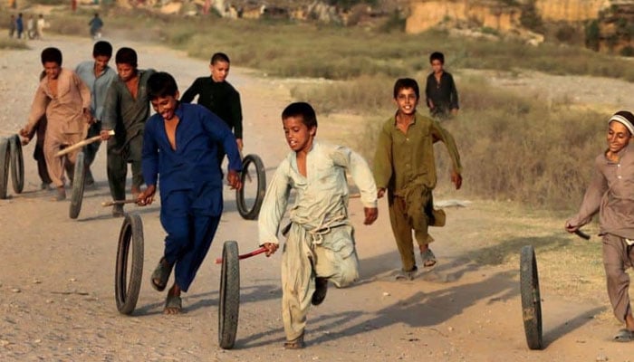 4  ہزار ارب کی خطیر رقم کے بعد بھی سندھ میں 78 لاکھ بچے اسکولوں سے باہر