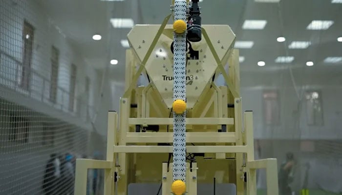 نیشنل کرکٹ اکیڈمی میں جدید ’’ٹرو مین 3‘‘ بولنگ مشین نصب