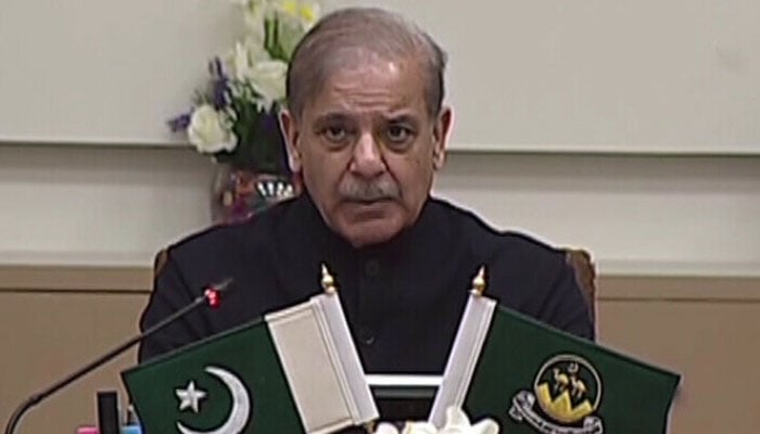 سیاسی و عسکری قیادت پُرعزم، دہشتگردی کے فتنے میں مشرقی ہمسائے کا بھرپور کردار، اسلحہ و پیسہ دے رہا ہے، شہباز شریف، کوئٹہ میں خطاب فیلڈ مارشل موجود
