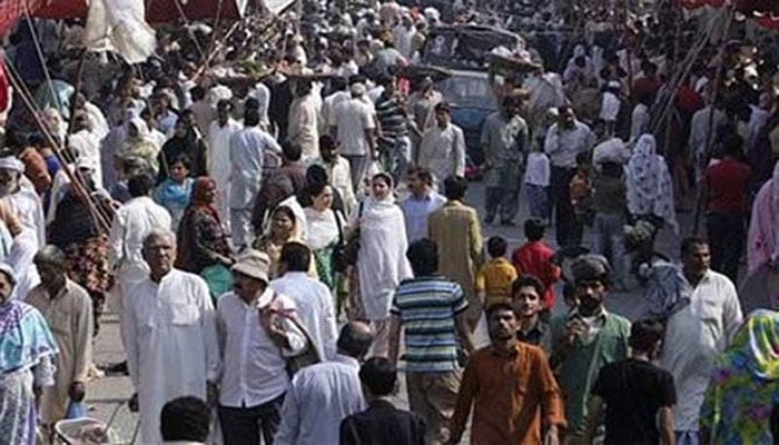 پاکستان کی آبادی میں تیزی سے اضافہ، حکومت کے آبادی روکنے کے ناکافی اقدامات