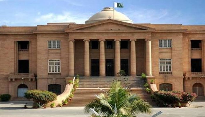 قطری فوج کے ملازم کا نام پی این آئی ایل میں شامل کرنے کیخلاف درخواست