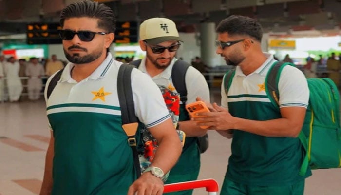 پاکستانی ٹیسٹ اسکواڈ ٹرینیڈاڈ پہنچ گیا