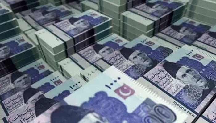 ملکی تاریخ میں پہلی بار 4722 ارب کا قرضہ مقررہ مدت سے قبل واپس