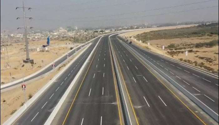 ملیر ندی پل پر تعمیراتی کام، آج اور کل صبح 7 سے شام 7 بجے تک ٹریفک بند رہیگا