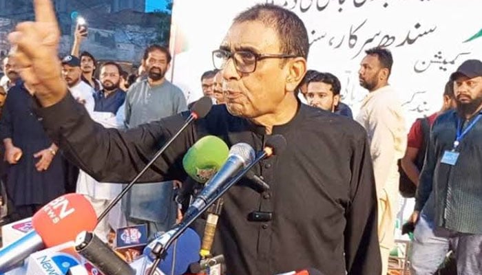 سندھ پر مصنوعی اکثریت کی دعویدار نسل پرست حکومت قابض، شہری سندھ محروم، خالد مقبول