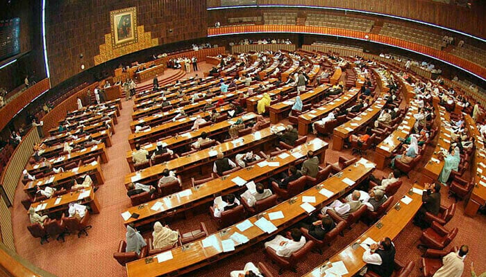 پیپلز پارٹی کا قومی اسمبلی میں حکومت سے تعاون معطل کرنے کا فیصلہ