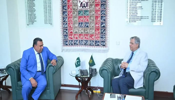 پاکستان نے بنگلہ دیش کو قانونی اصلاحات میں تعاون کی پیشکش کردی