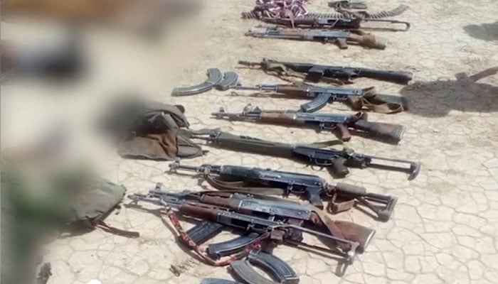 بلوچستان میں فورسز کی کارروائیاں، 21 دہشت گرد ہلاک، 6 اہلکار شہید