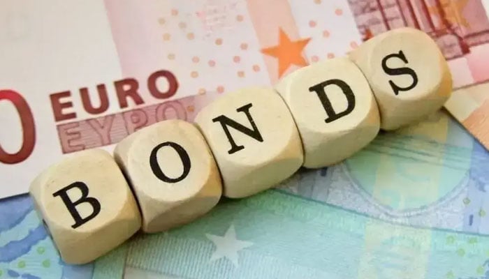 تاریخی اقدام، 3 ارب ڈالر کے یورو بانڈز جاری، ساڑھے 5 اور دس سال تک بالترتیب 7.50 اور 7.90 فیصد تک سود ادا کیا جائے گا