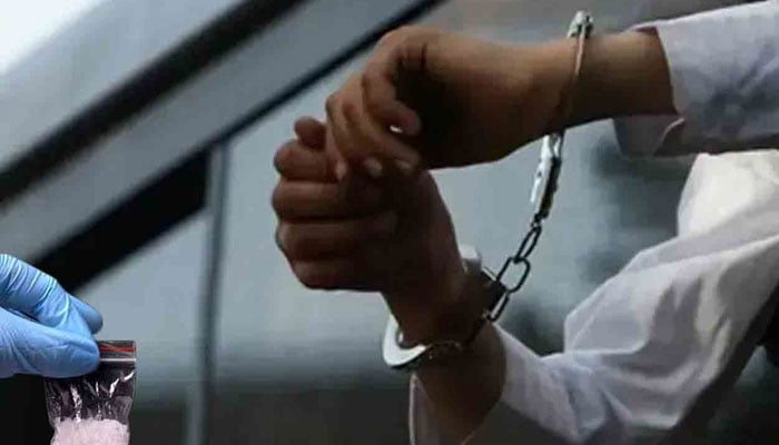 مختلف کاروائیوں کے دوران 10 ملزمان گرفتار، منشیات برآمد