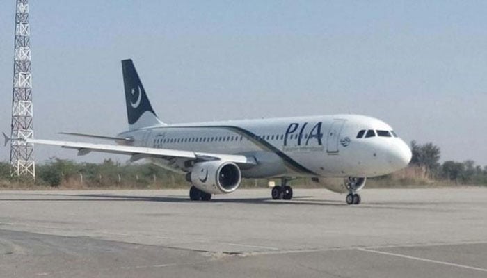 ملک بھر سے 462 پروازیں آپریٹ، 38 منسوخ، 35 میں تاخیر