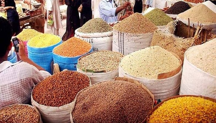 پیٹرول اور ڈیزل کی قیمتوں میں مسلسل اضافے کے مہنگائی پر منفی اثرات مرتب