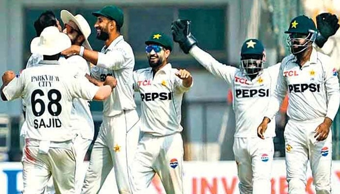 انگلینڈ میں وائٹ واش کے بعد پاکستان کرکٹ کیلئے آفٹر شاکس، 50 فیصد میچ فیس 11 پوائنٹس کی کٹوتی