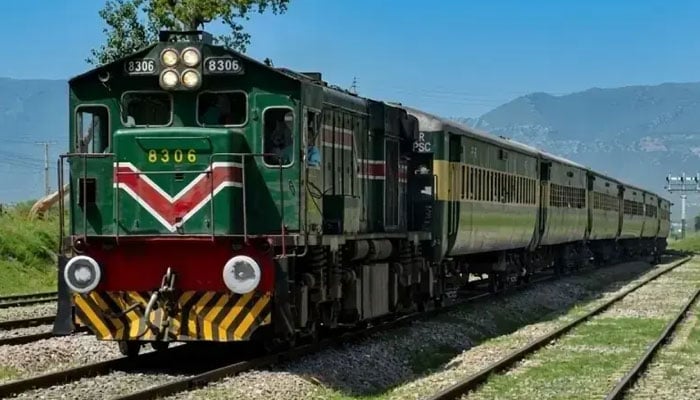 پاکستان ریلویز 20 اعلیٰ عہدوں پر 83 بھرتیاں کرے گی