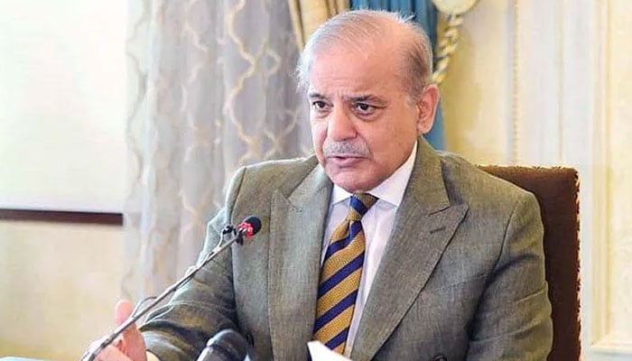 ایندھن بچت، کفایت شعاری مہم منظور، 3 ماہ کیلئے سرکاری فیول میں 50 فیصد کٹوتی، غیر ملکی دوروں، گاڑیوں کی خریداری پر پابندی