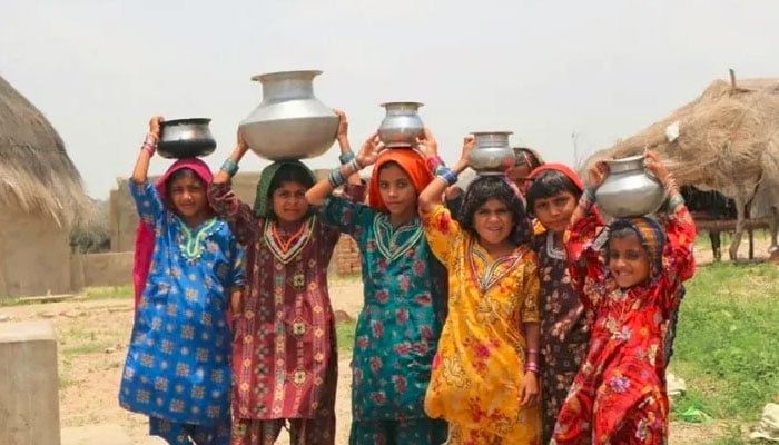 سندھ، 40 لاکھ سے زائد لڑکیاں اسکولوں سے باہر