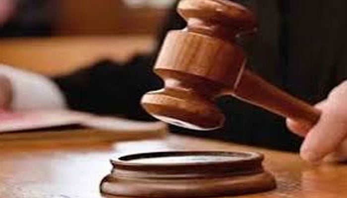 25 کروڑ روپے کی آئس اور دیگر منشیات کے مقدمہ میں ملزمہ آئس کوئین حرا ناز عدالتی ریمانڈ پر