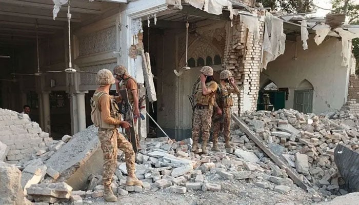 کوہاٹ آپریشن مکمل، شہادتیں 23 ہوگئیں، آخری 2 خودکش بمبار بھی ہلاک