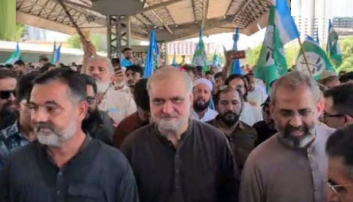 جماعت اسلامی کا سپر لانگ مارچ کراچی سے اسلام آباد روانہ
