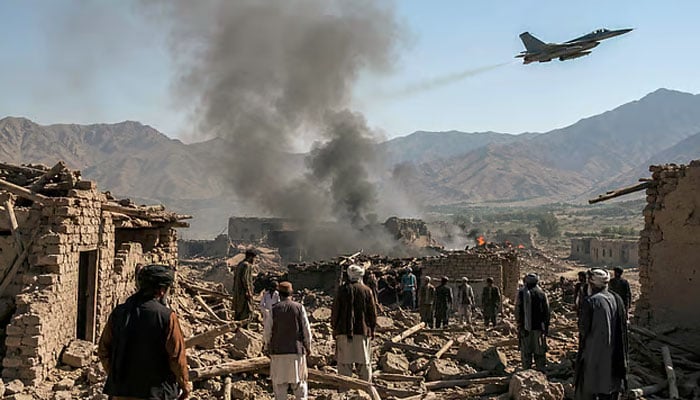 پاکستان کے افغانستان میں طالبان فورسز کے 10 ٹھکانوں پر فضائی حملے