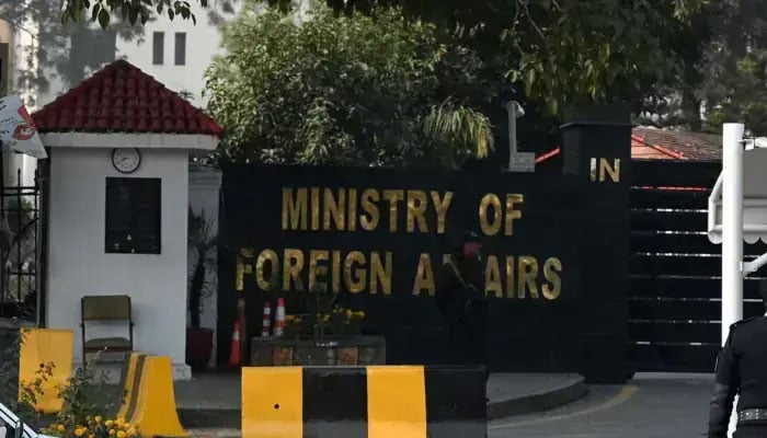 پاکستان نے افغانستان کی اندرونی جھڑپوں کو اسلام آباد سے جوڑنے کے افغان طالبان کے الزامات مسترد کردیئے