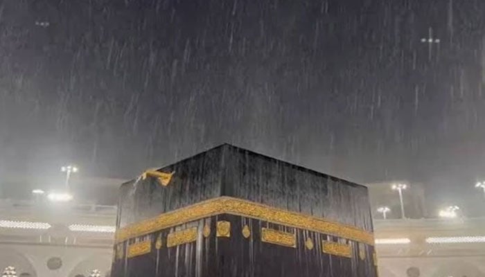 مکہ مکرمہ میں بارش، طواف جاری رہا